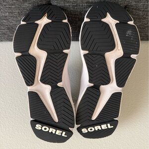 Sorel Women Kinetic RNEDG Strap Black sneakers